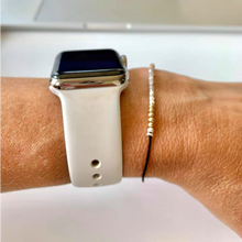 Load image into Gallery viewer, Dainty gold and silver bracelet
